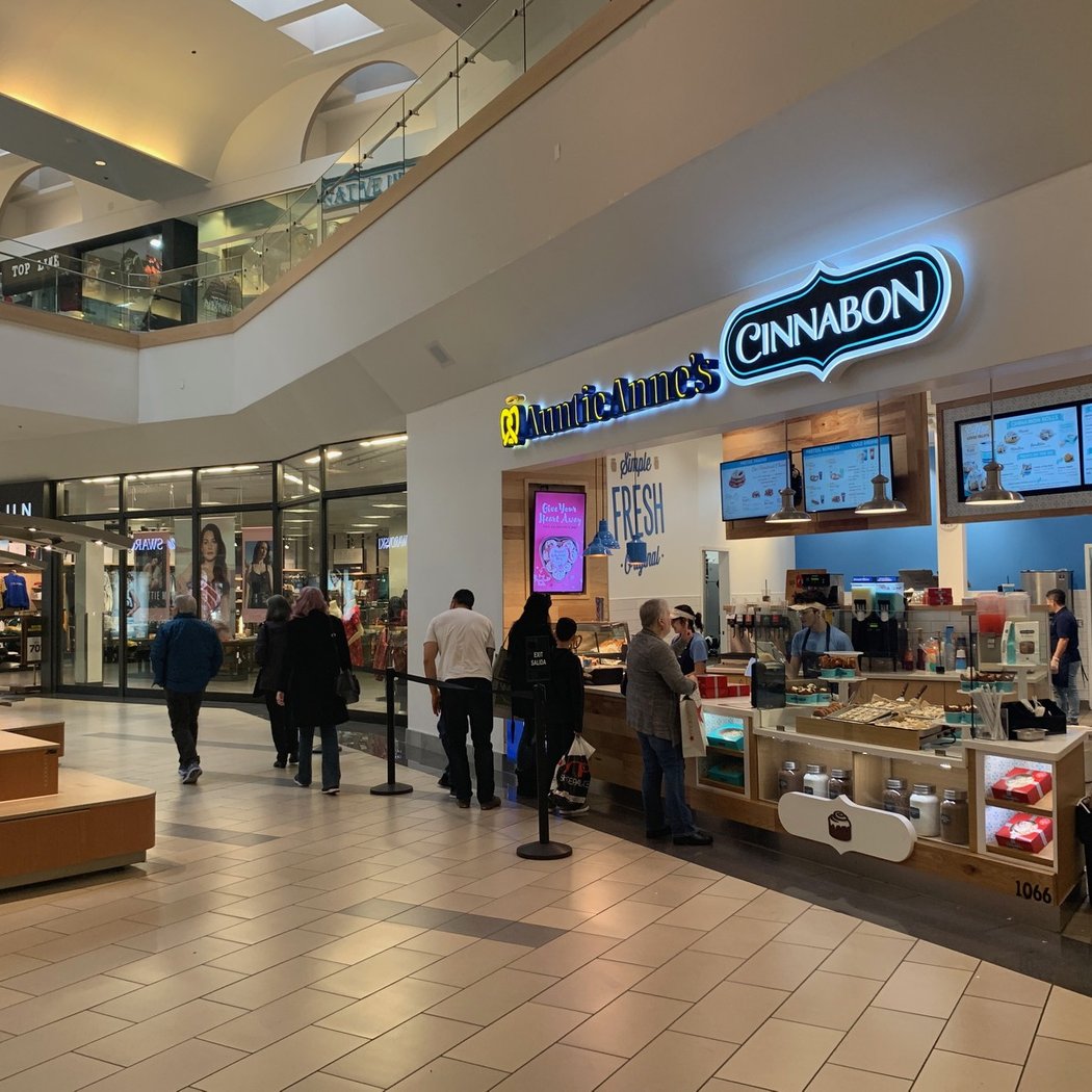 Cinnabon 2