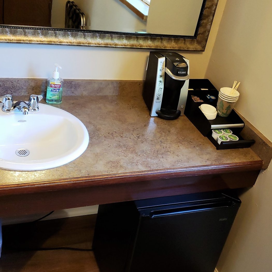 Roosevelt Inn of Hyde Park 3