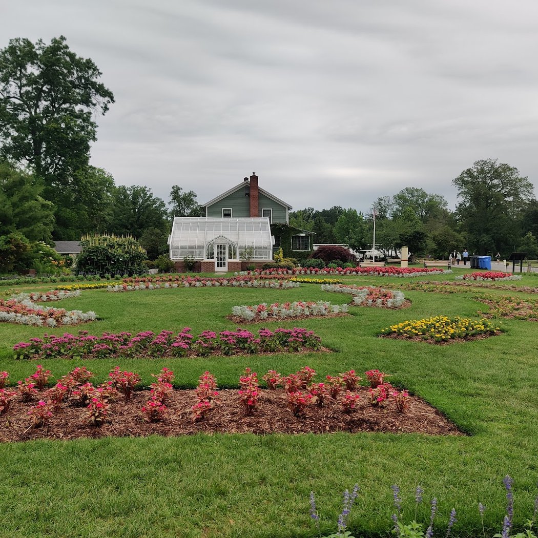 Elizabeth Park 3