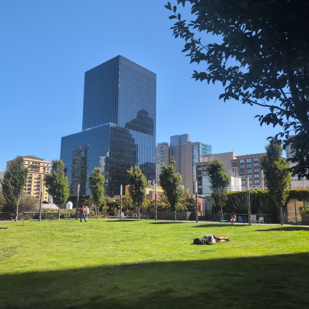 Gardens in the Sky: Salesforce Transit Center and Rooftop Park 5