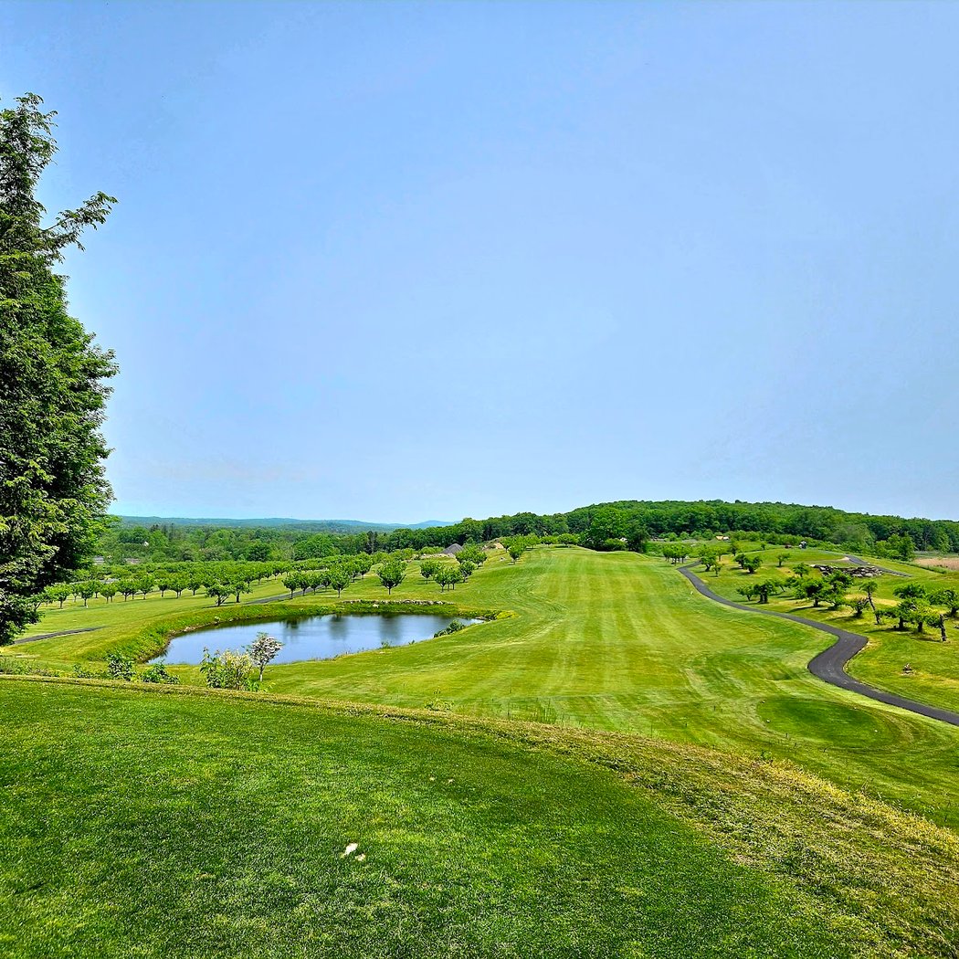 Apple Greens Golf Course 1