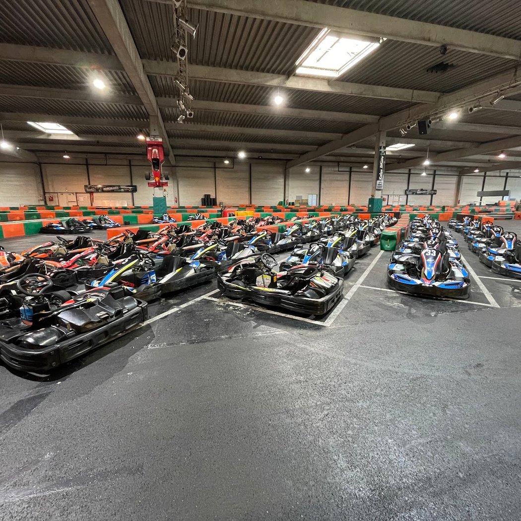 AEROKART - Karting, Chute Libre Indoor, Escape Game. Particuliers - Entreprises - Evènements 3
