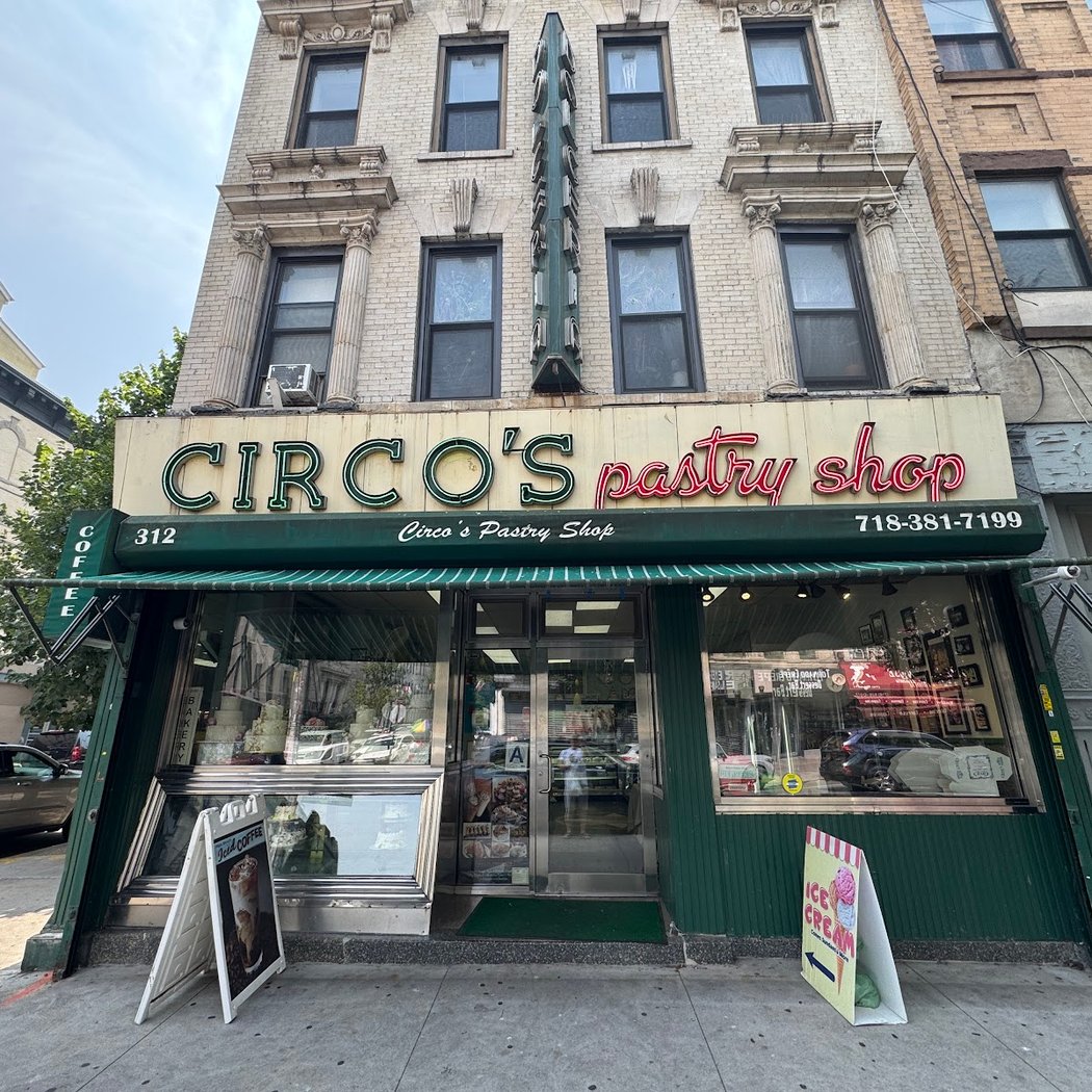Circo's Pastry Shop 3