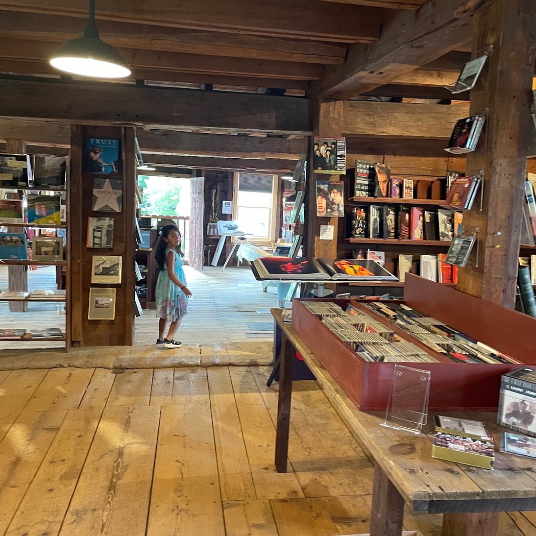 Shaker Mill Books 3