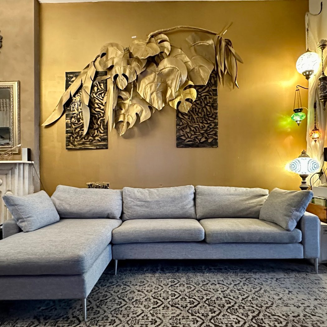 New York Couch 2