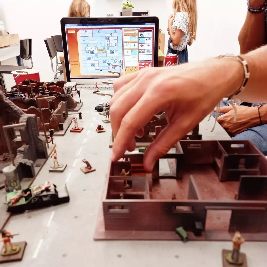 STRATEGES - House of the Figurine 3