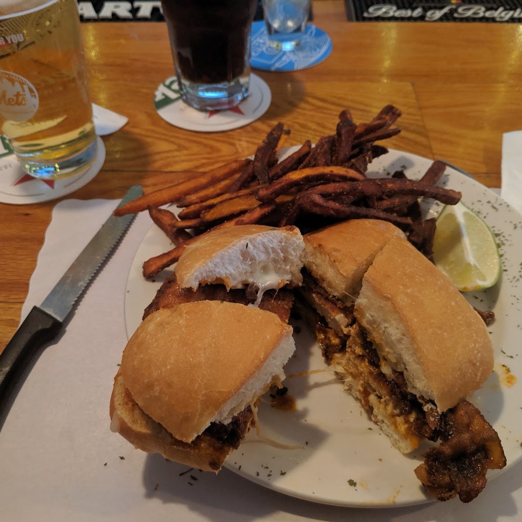 Last Chance Bar & Restaurant 3