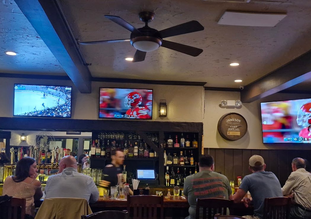 Allendale Bar & Grill 5
