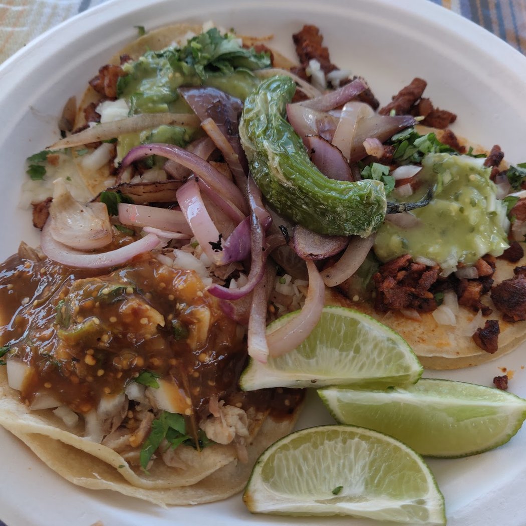 Lucha Sabina taco truck 2