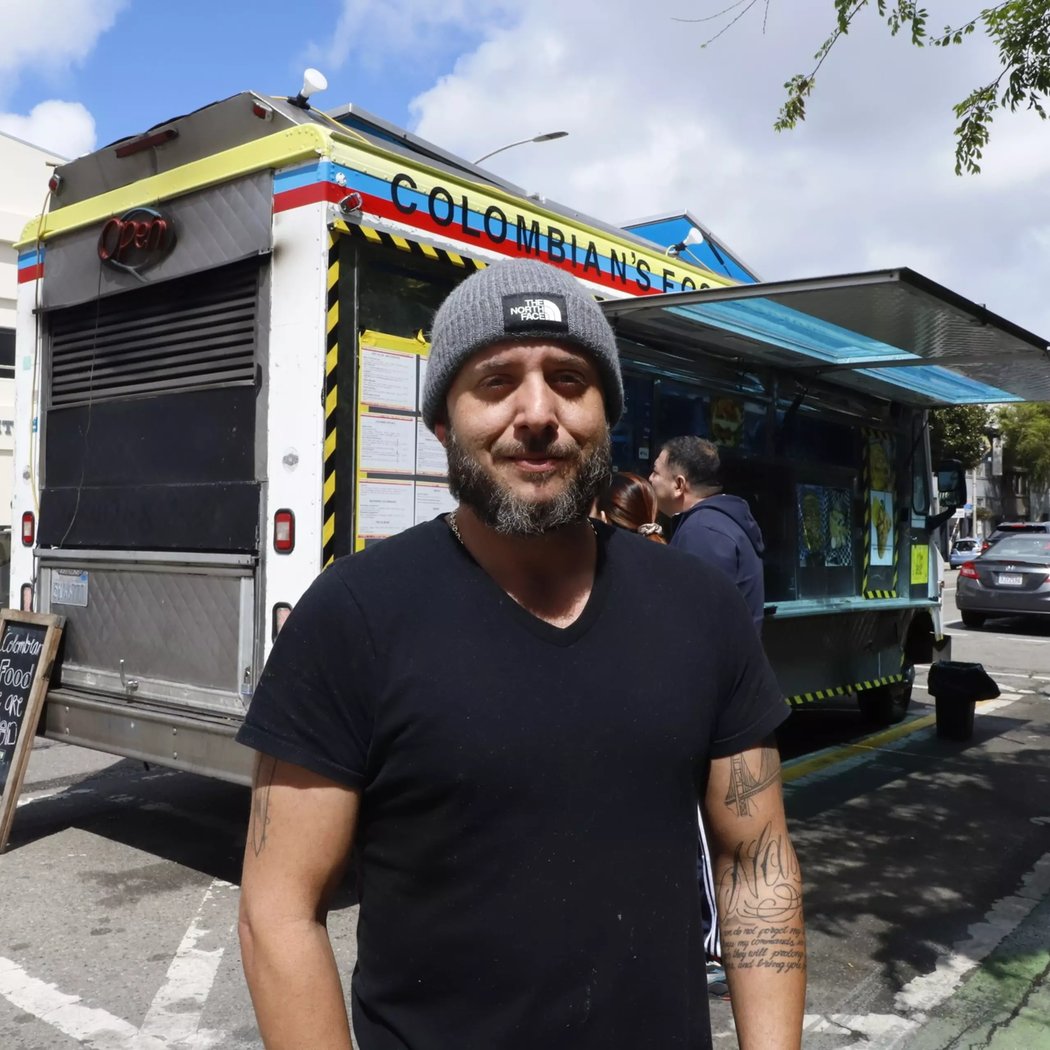 Colombian’s Food Factory (Food Court) 3