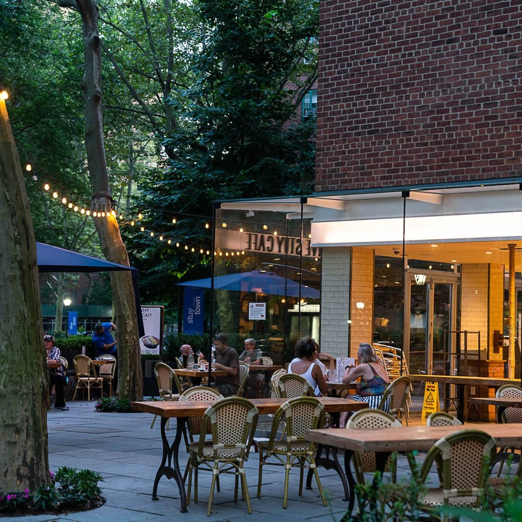 Five Stuy Cafe 2