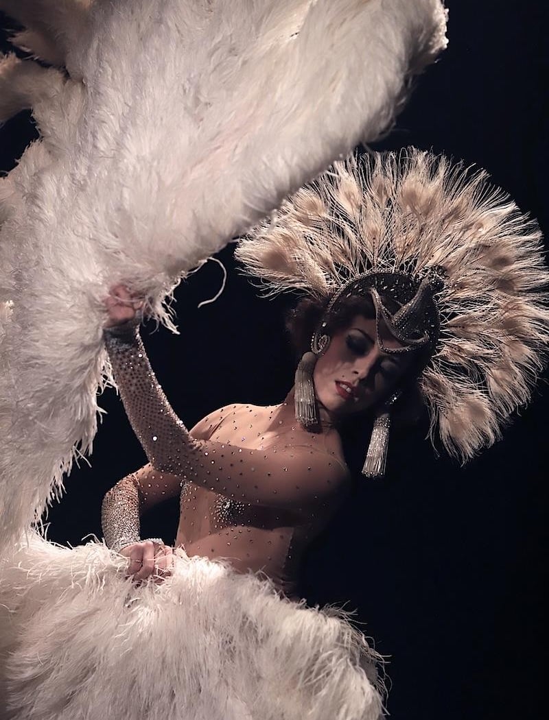 Le Burlesque Klub : Le Cabaret du Fruit Défendu 3