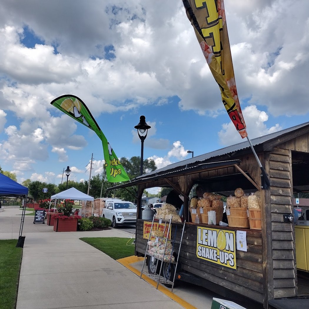 Westland Farmers Market (Live Music & Food Trucks)