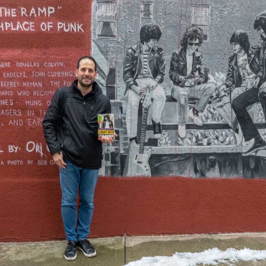THE RAMONES MURAL 2