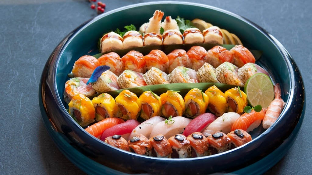Yuzu Sushi Japanese Cuisine 1