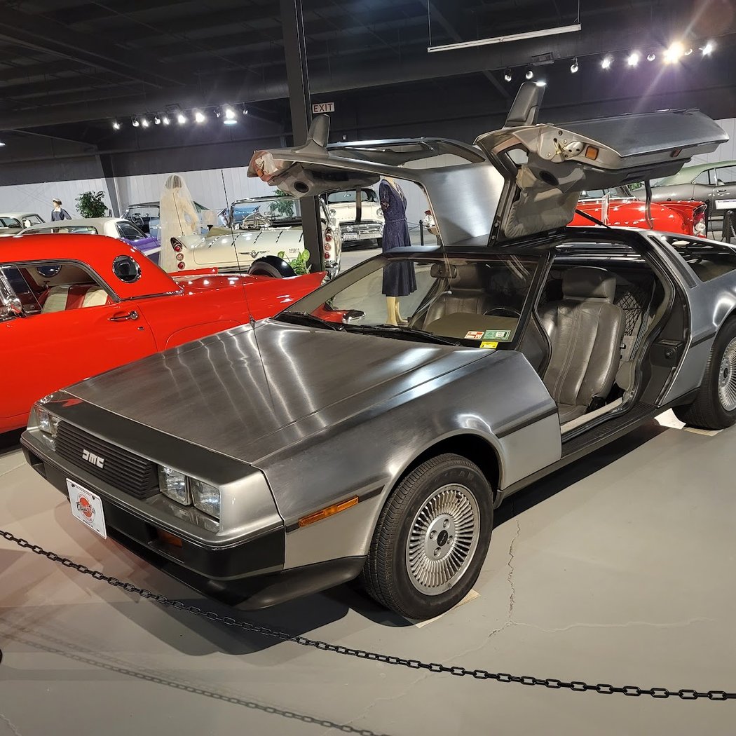 Northeast Classic Car Museum 1