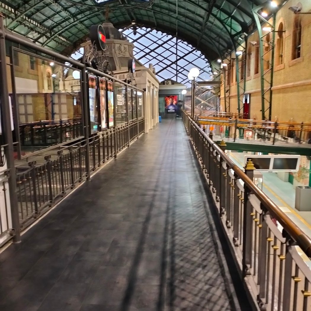 Odeon Multicines Plaza de Armas 4