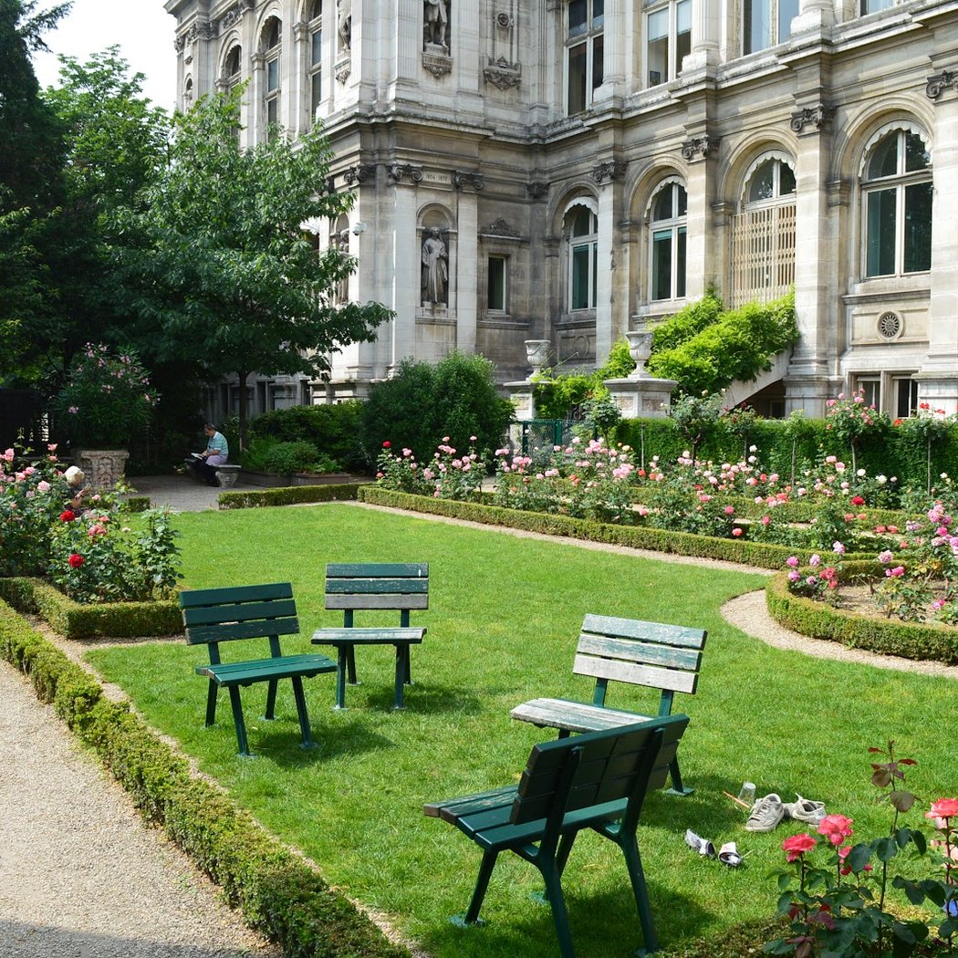 Jardin des Combattants Espagnols de la Nueve 2