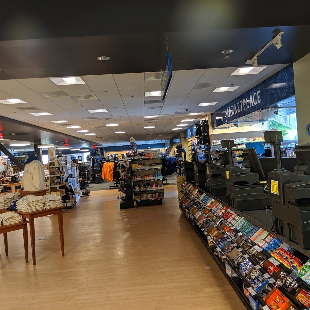San Jose State University Spartan Bookstore 3