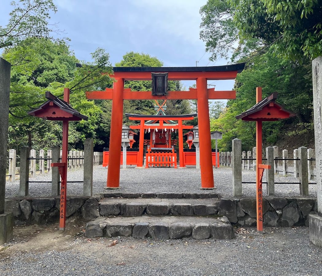 Yoshida Shrine 2