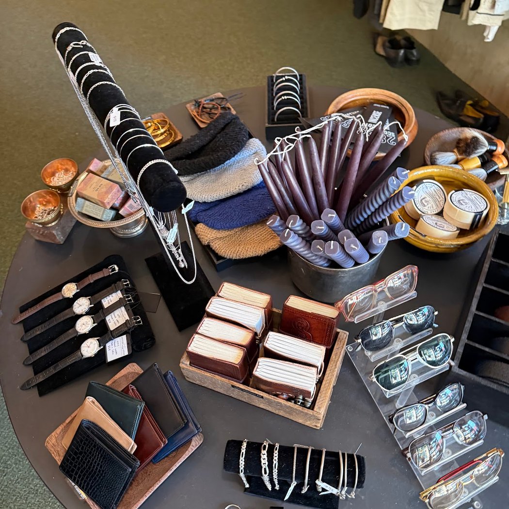 Another Vintage Store 1