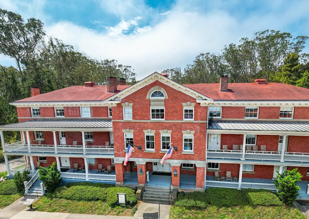 Inn at the Presidio 1