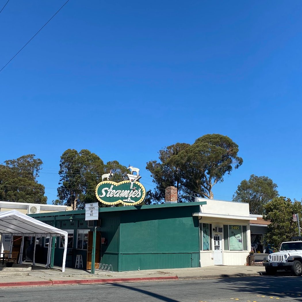 Steamies Bar 2