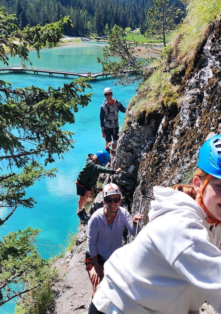 Bureau des Guides et Accompagnateurs de Plagne Montalbert 1