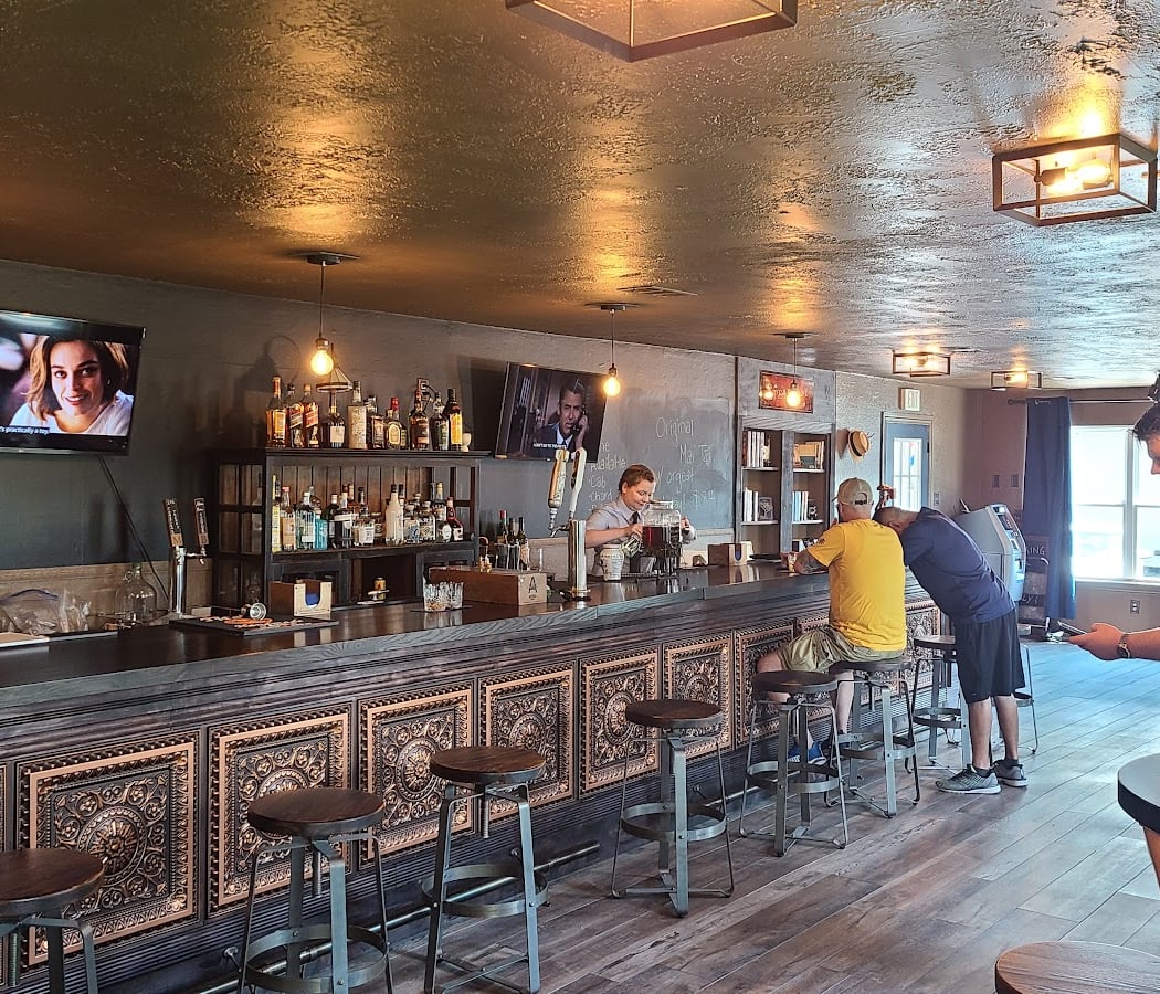 MB Speakeasy - Old Town Spring Live Music 3