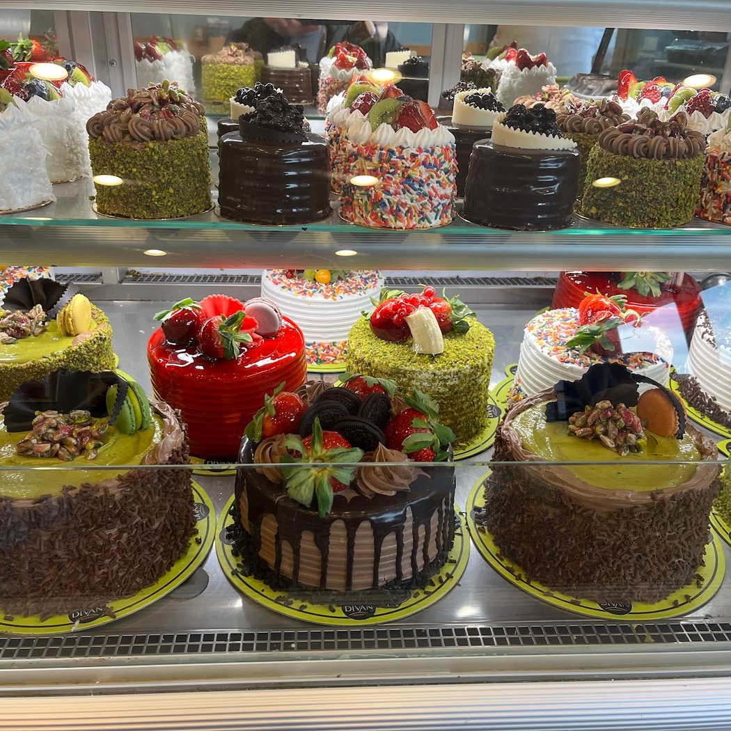 Divan Bakery 1