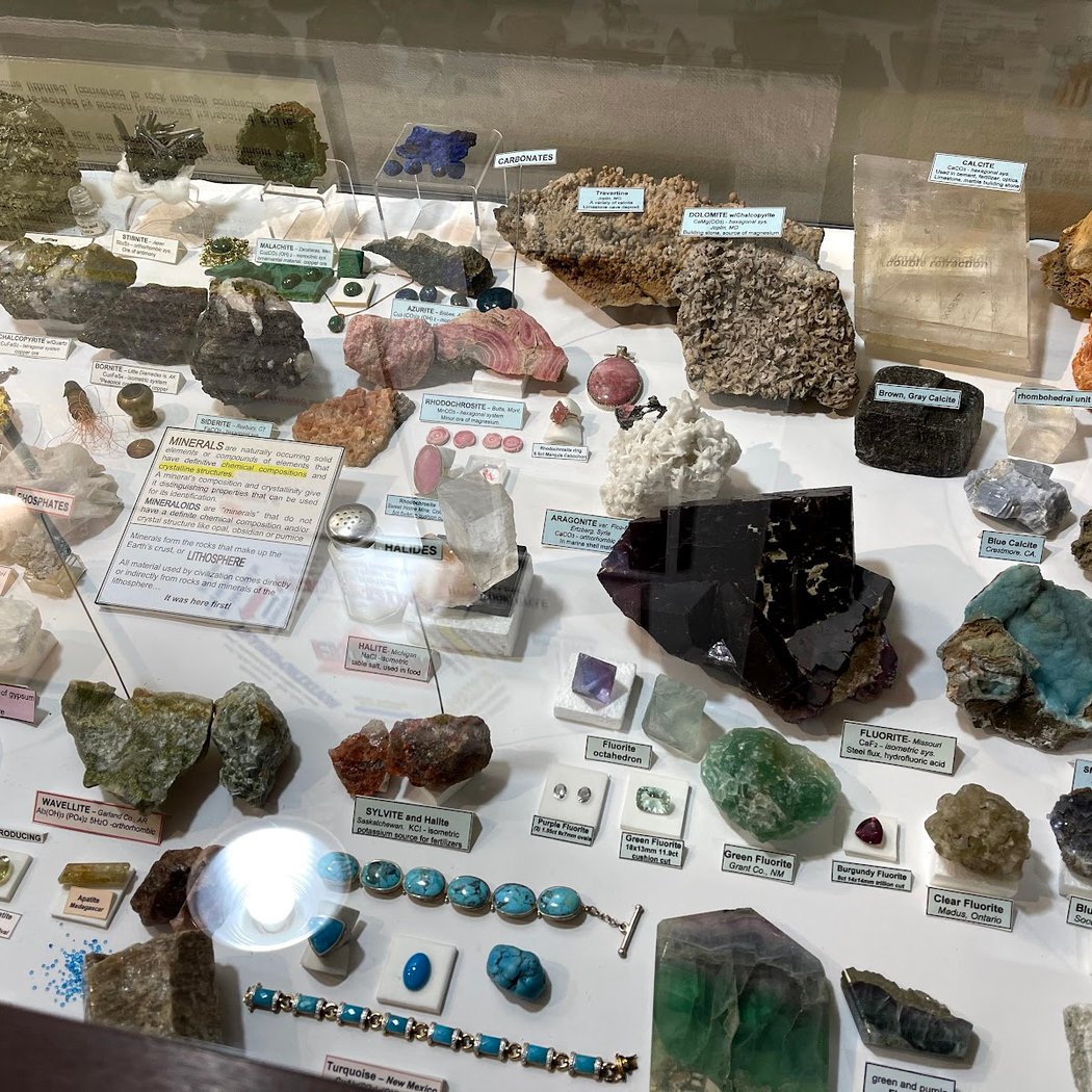 Nassau Mineral Club Weekly Work Sessions