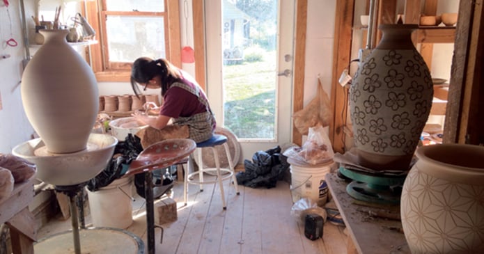 Why Handmade Ceramics Cost More Than Machine-Made Steel 3
