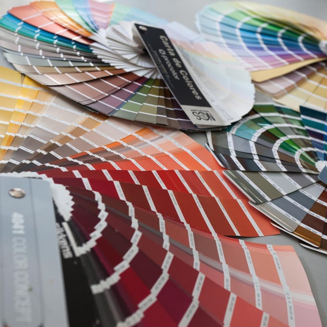 TRIANACOLOR 1