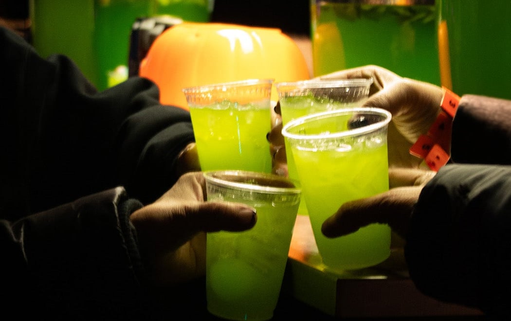 Boos & Booze 21+ 2