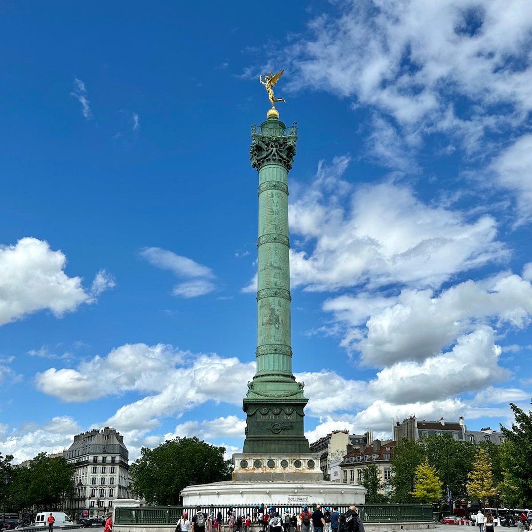Bastille 4