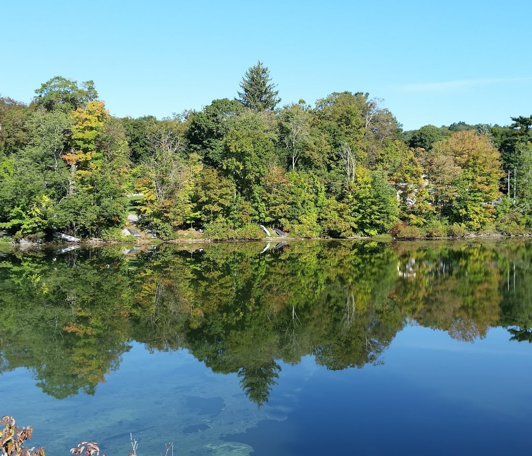 Putnam Trailway 1