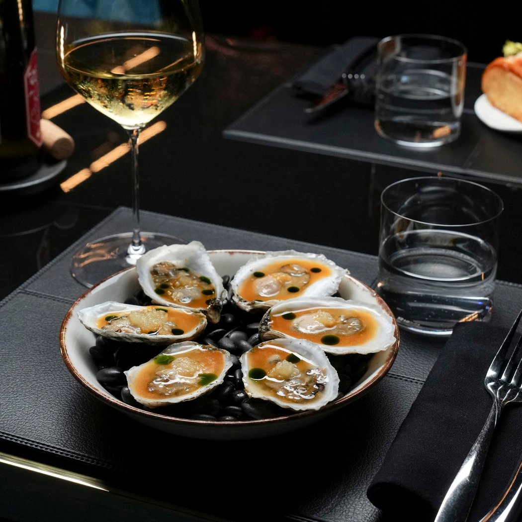 Level Restaurant & Bar 1