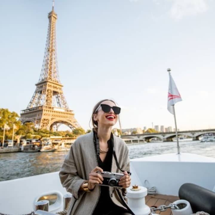 Musical Aperitif Cruise in Paris 1