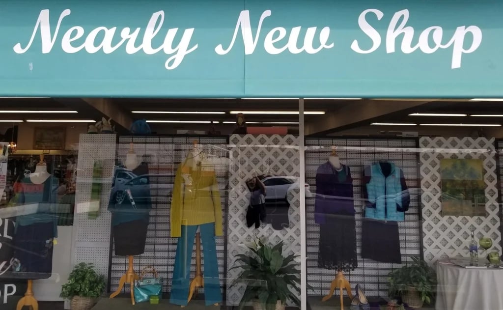 Nearly New Shop 2