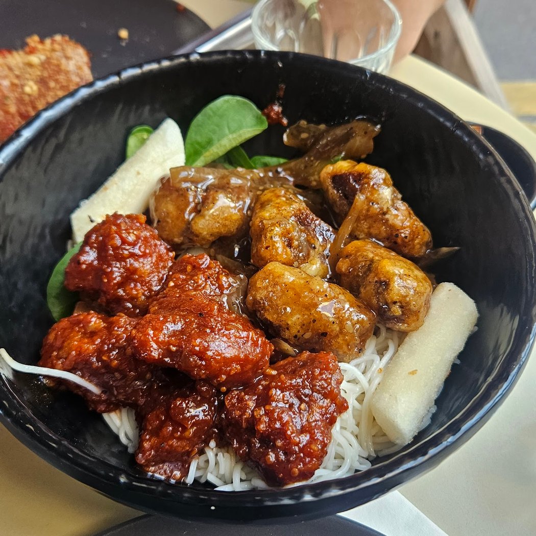GangNam Falafel 3