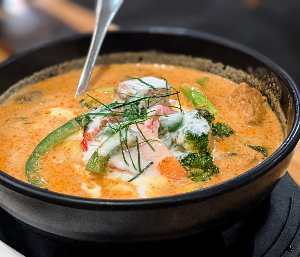 Red Chili | Thai + Vietnamese Restaurant 1