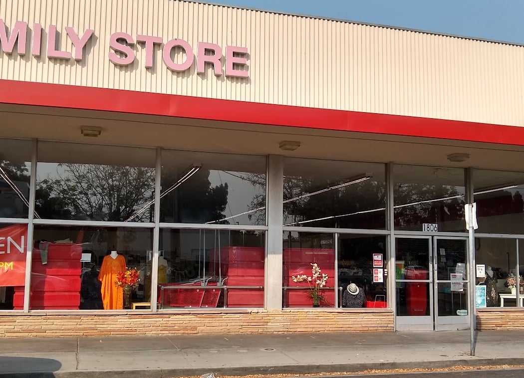 The Salvation Army Thrift Store & Donation Center 3