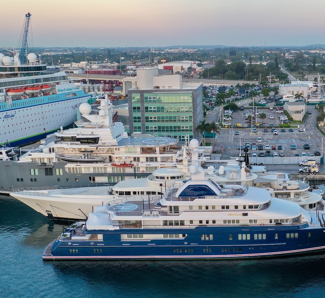 Safe Harbor Rybovich 2