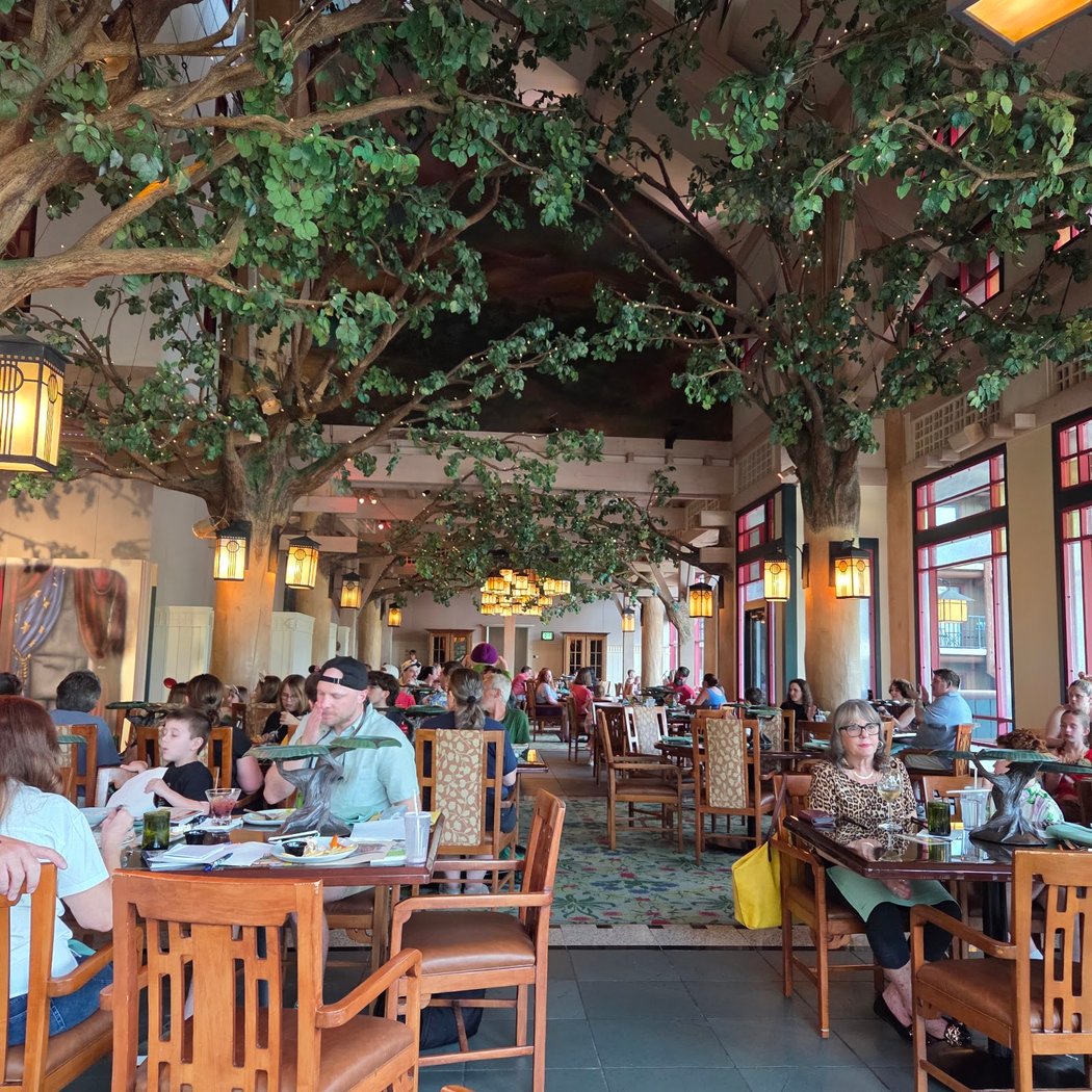 Story Book Dining at Artist Point with Snow White 3