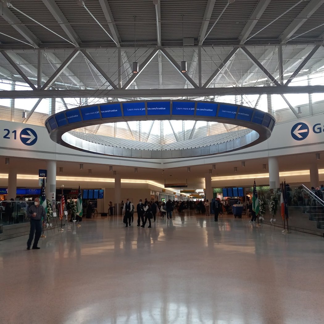 JFK Terminal 5 3