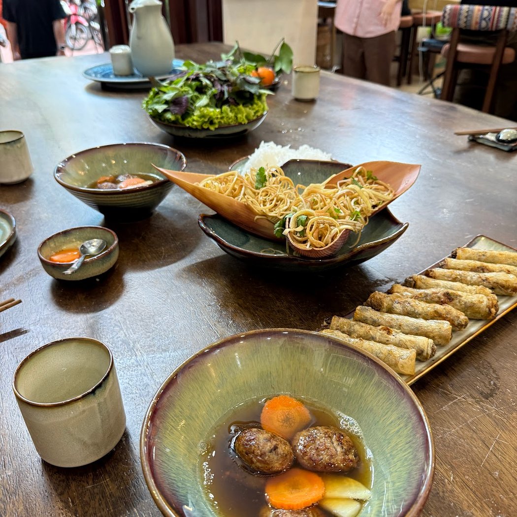 Dine With Locals 2