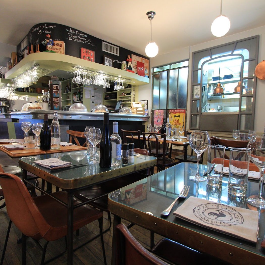 Le Café de la Place 2