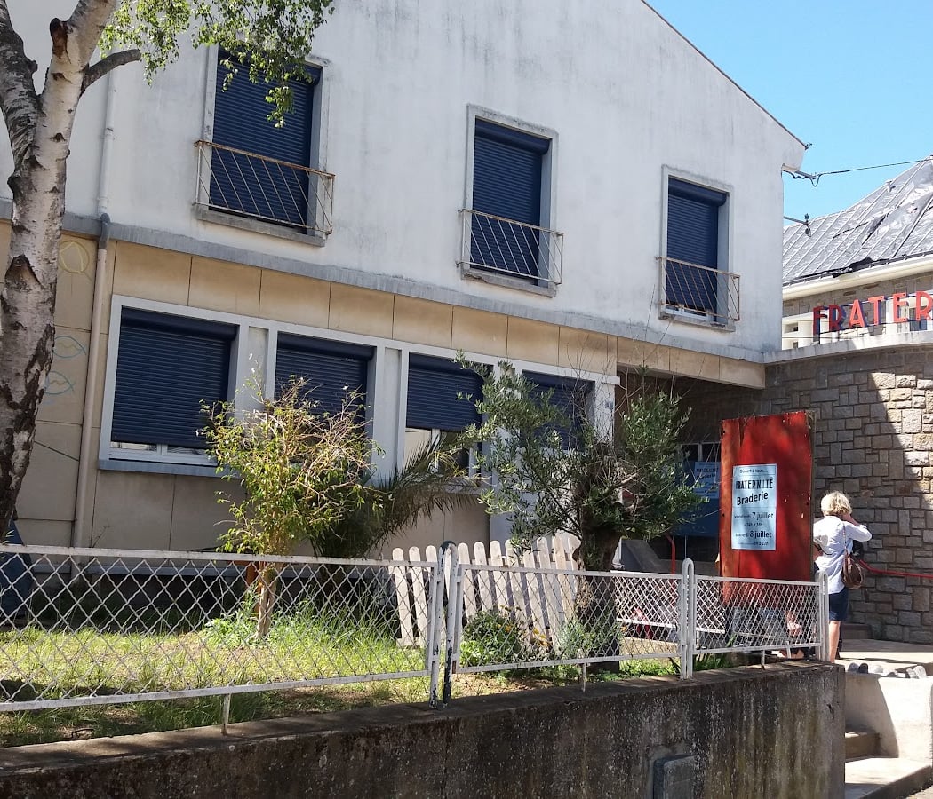 La Fraternité de la Mission Populaire 2
