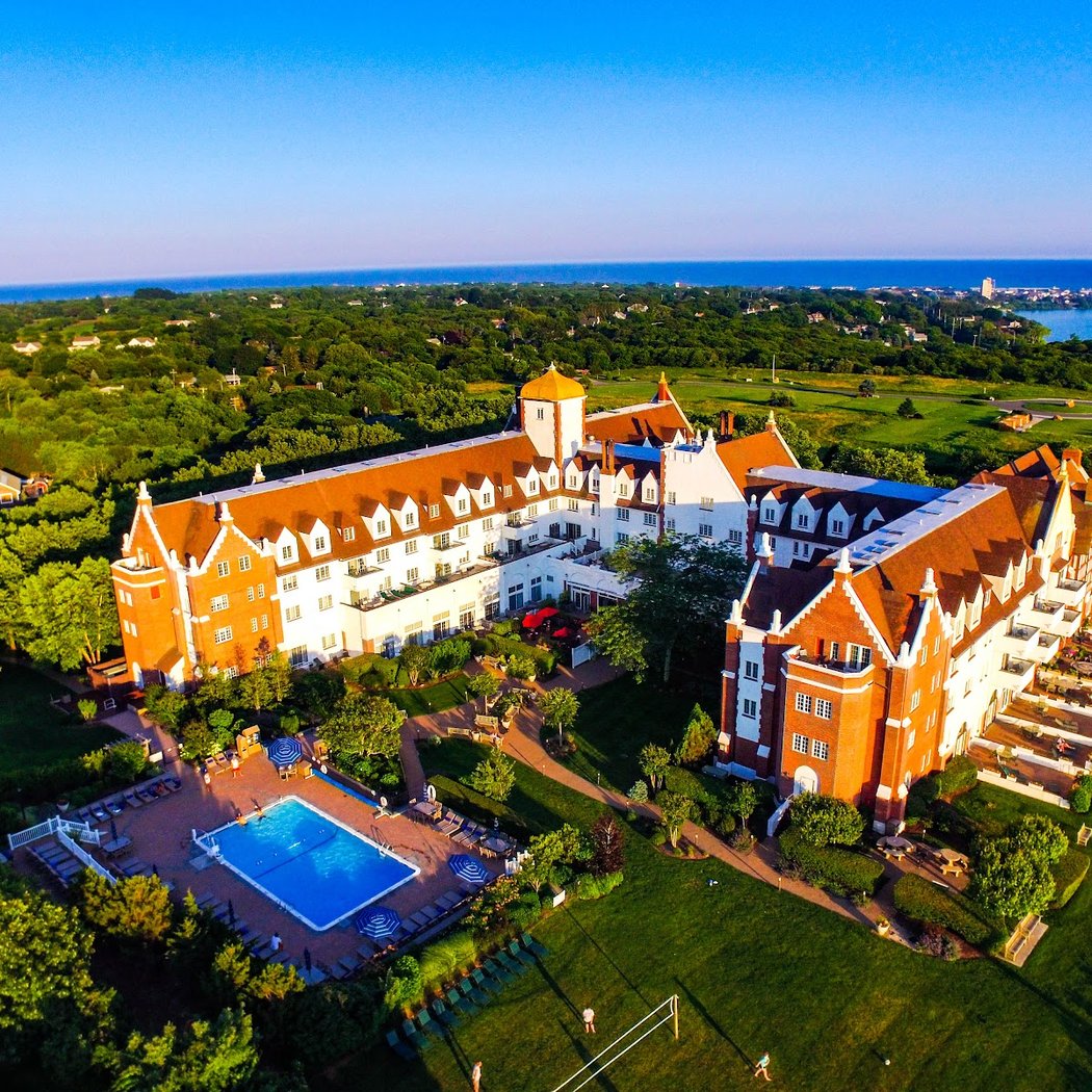 Montauk Manor 1
