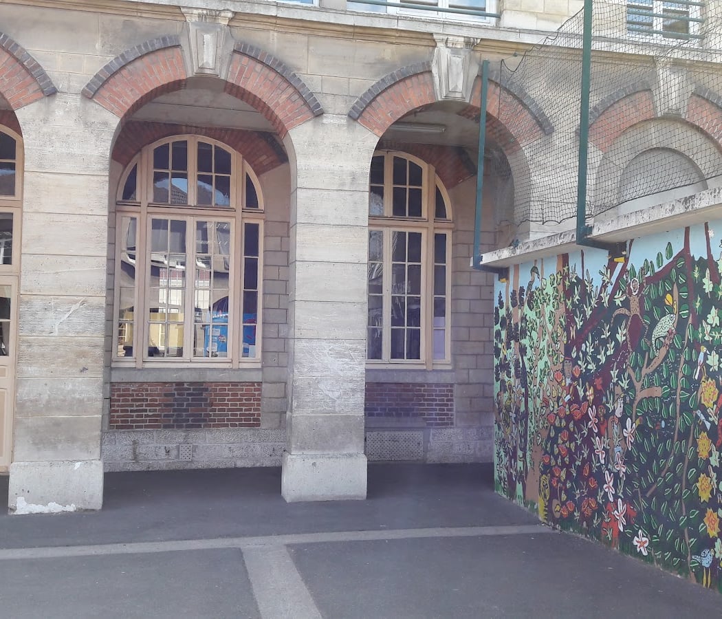 School Victor Hugo 2